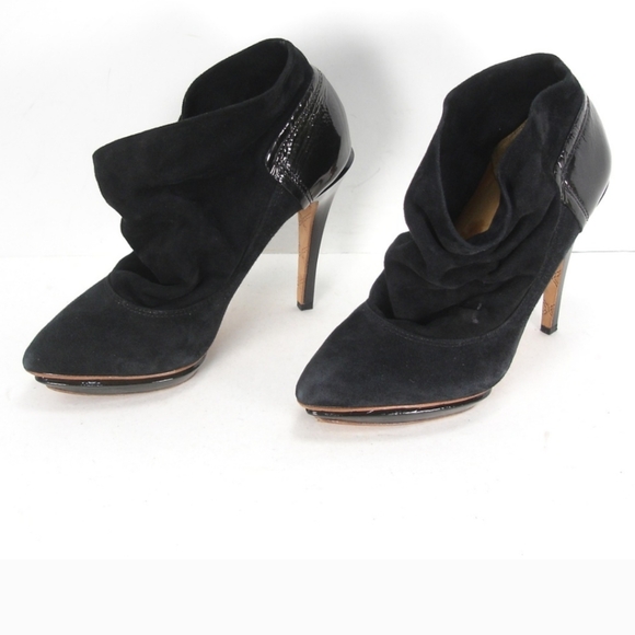 L.A.M.B. GWEN STEFANI BLACK SUEDE HEELS BOOTIE 7.5 - Picture 2 of 6